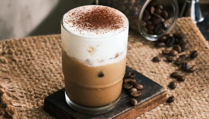 1 Ly Cà Phê Kem Muối Bao Nhiêu Calo? Uống Có Béo Không?